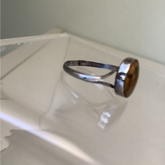 TLC new vintage tiger eye silver ring (squished) - Picture 13 of 15
